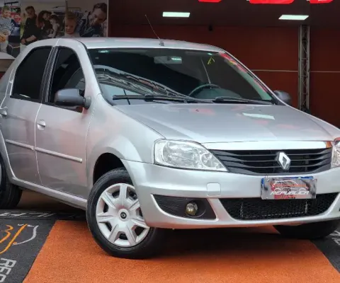 Renault Logan 1.6 Expression 2011 – R$ 25.900 Sedã espaçoso, motor forte e excelente custo-benefício