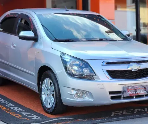 CHEVROLET COBALT LTZ 1.8 2013 – CONFORTO E ESPAÇO PARA TODA A FAMÍLIA!