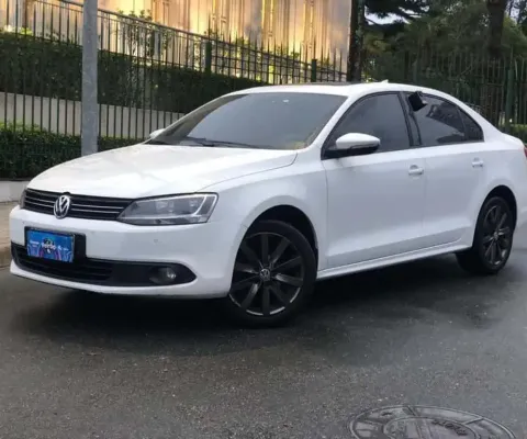 VOLKSWAGEN JETTA COMFORTLINE 2.0 T.FLEX 8V 4P TIPT 2014