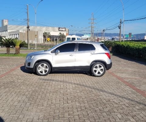 tracker ltz top