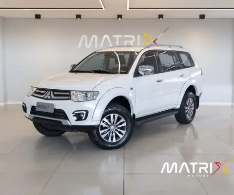 Mitsubishi Pajero HPE 3.2 4x4 T.I. Dies. 5p Aut.