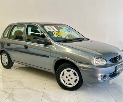 Corsa Hatch 1.0 
