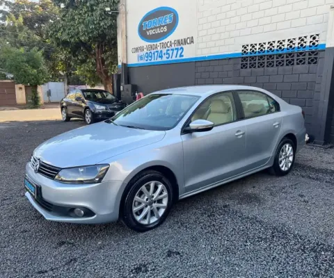 Volkswagen Jetta 2012 2.0 comfortline 120cv flex 4p tiptronic