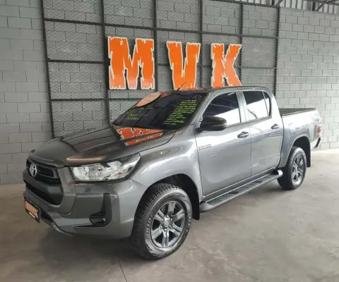 Toyota Hilux CD 2.8 SR Aut Diesel 2025