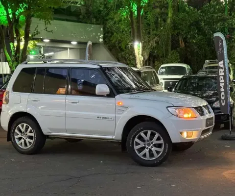 Mitsubishi Pajero tr4 2012 2.0 4x4 16v 140cv flex 4p automático