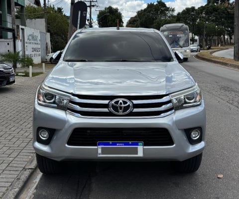 Toyota Hillux SRX 