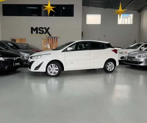 Toyota Yaris Flex Automático