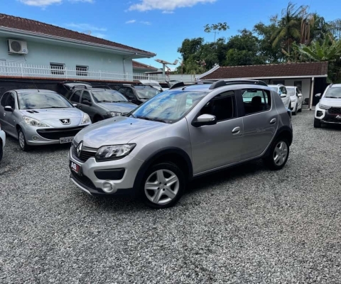Renault Sandero STEPWAY EXP. Flex 1.6 16V 5p  - Prata - 2018/2019