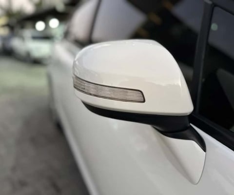 Honda Civic Sedan LXR 2.0 Flexone 16V Aut. 4p  - Branca - 2013/2014