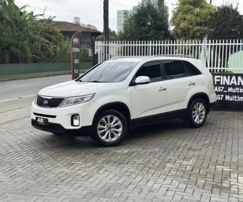 Kia Sorento 2.4 16V 4x2 Aut.  - Branca - 2013/2014