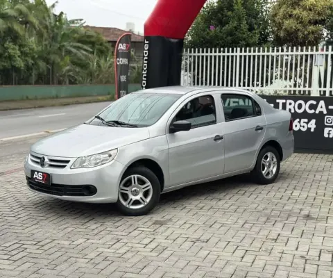 Volkswagen Voyage 1.0/1.0 City Mi Total Flex 8V 4p  - Prata - 2009/2010