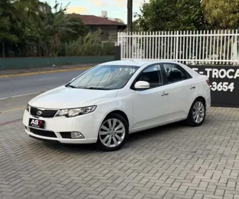 Kia Cerato EX3 1.6 Aut.  - Branca - 2012/2013