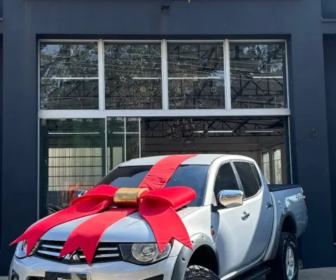 L200 TRITON HPE 4X4 MANUAL