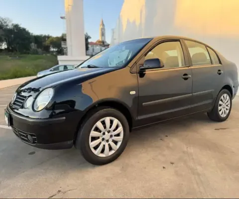 Volkswagen POLO SEDAN 1.6 MI COMFORTLINE 8V FLEX 4P MANUAL