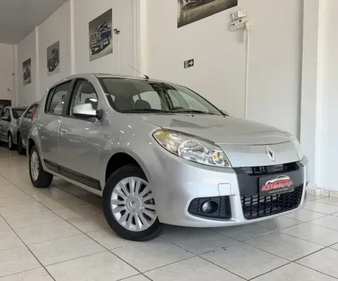 Renault Sandero Privilege 1.6 FLex Automatico