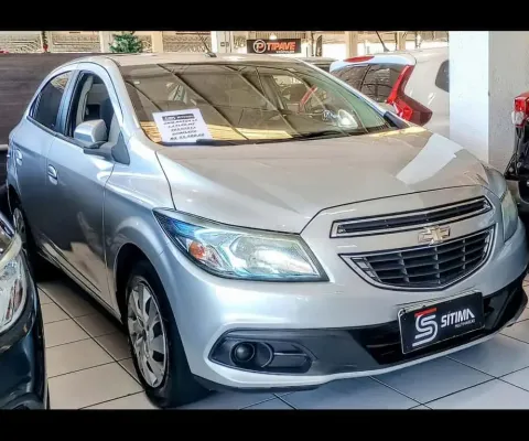 Chevrolet onix 1.4 mt lt 2013