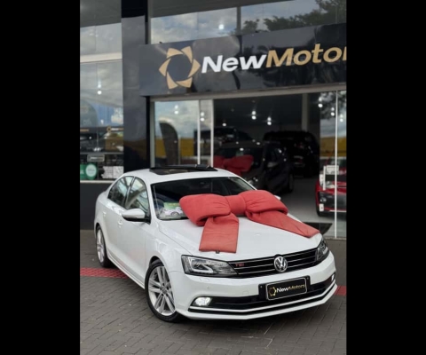 VW - VolksWagen JETTA Highline 2.0 TSI 16V 4p Tiptronic 2016 Flex