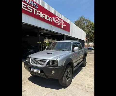 MITSUBISHI L200 OUTDOOR 2012