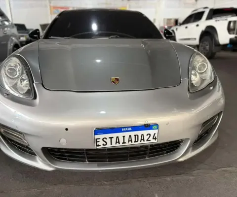 Porsche panamera turbo 2010