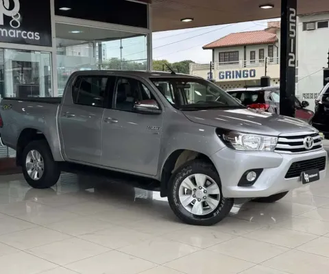 Hilux CD SRV 4x4 2.7 Flex 16V Aut.
