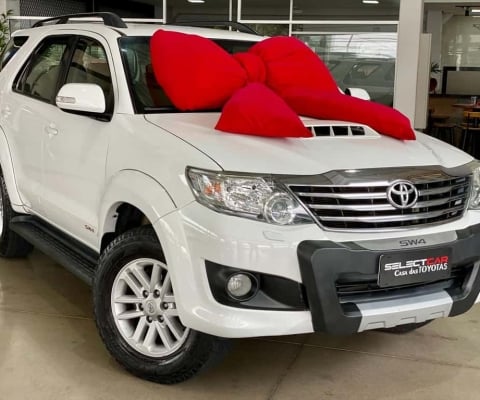 TOYOTA HILUX SW4 3.0 SRV 4X4 7 LUGARES 16V TURBO INTERCOOLER DIESEL 4P AUT 2015
