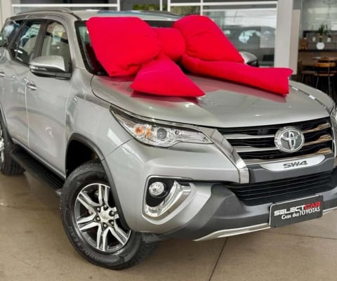 TOYOTA HILUX SW4 SR 4X2 2.7 AUT 2018
