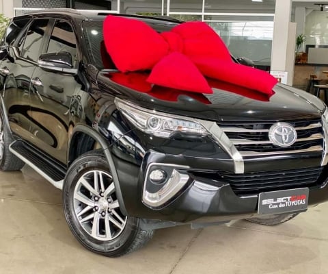 TOYOTA HILUX SW4 2.8 SRX 4X4 16V TURBO INTERCOOLER DIESEL 4P 2018