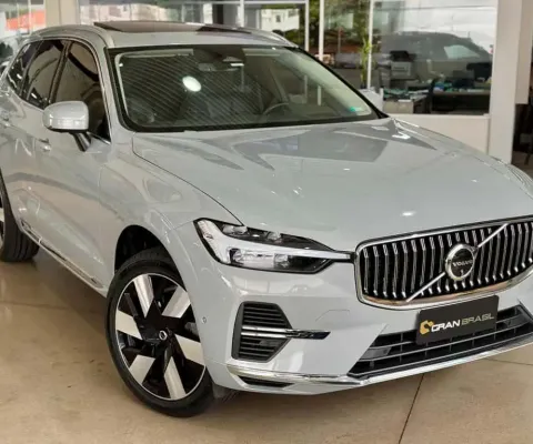 VOLVO XC 60 T-8 ULTIMATE 2.0 AWD (HIBRIDO) 2024