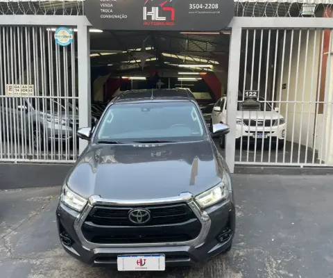 Toyota Hilux CD SRX 4x4 2.8 TDI 16V Diesel Aut.