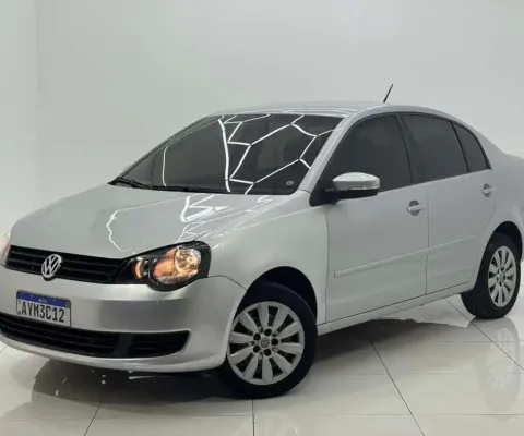 Volkswagen polo sedan 1.6 2014