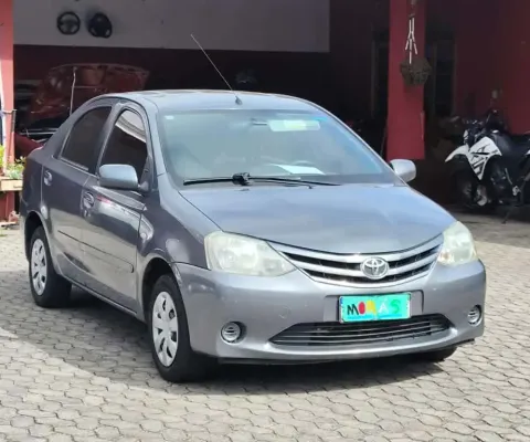 TOYOTA ETIOS SD XS 2013