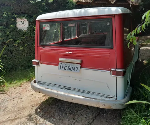 FORD RURAL à venda.