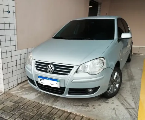 VOLKSWAGEN POLO à venda.