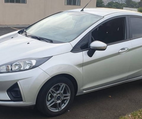 FORD FIESTA à venda.