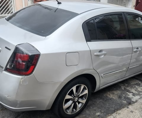 NISSAN SENTRA à venda.