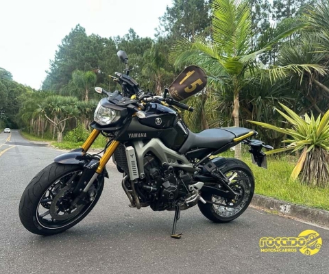 MT-09 850cc/ABS 2015  c/ 34 MIL KM