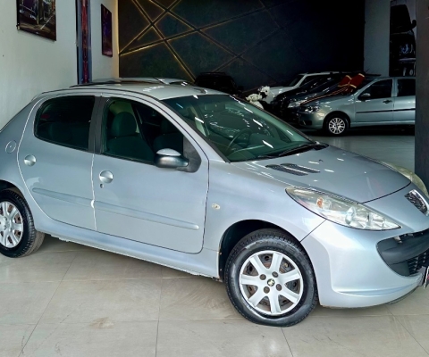 PEUGEOT 207 1.4 8v - 2012 Completo