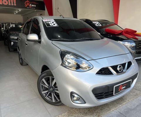 Nissan March Flex Automático