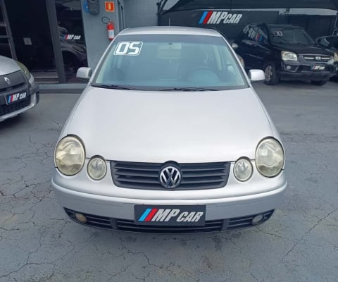 Volkswagen Polo Sedan 2.0 8V Gasolina Manual
