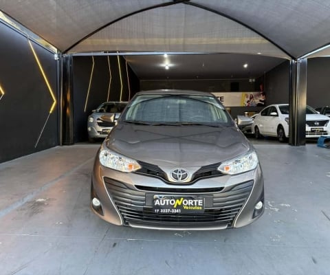 Toyota Yaris Sedan Flex Automático