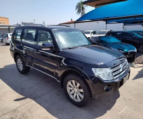 MITSUBISHI PAJERO FULL 3.2 HPE 4X4 16V TURBO INTERCOOLER DIESEL 4P AUTOMÁTICO
