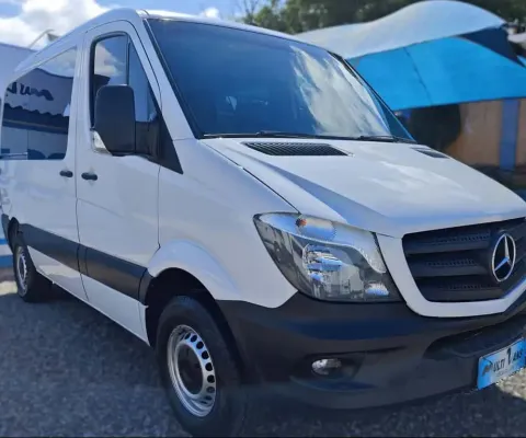 Mercedes-benz sprinter mista 9 lugares cdi415  2019