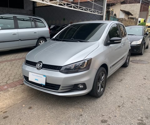 VOLKSWAGEN FOX à venda.