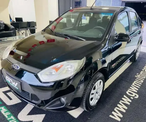 FORD FIESTA 1.6 ROCAM SEDAN 8V FLEX 4P MANUAL