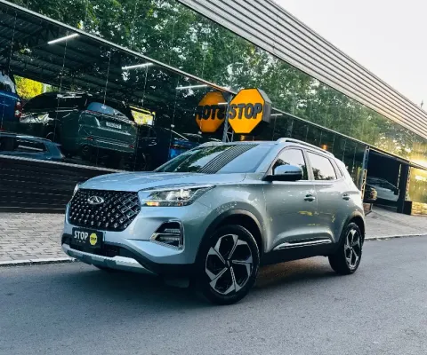 TECNOLOGIA E CONFORTO  - TETO SOLAR PANORÂMICO E DESIGN ROBUSTO