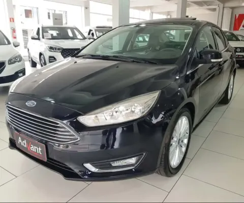 Ford FOCUS 2.0 TITANIUM FASTBACK 16V FLEX 4P POWERSHIFT