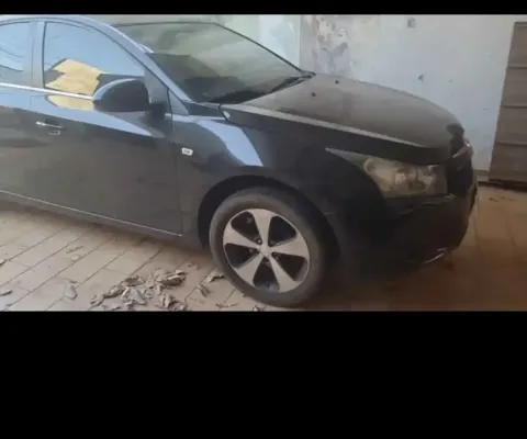 Vendo para trocar de carro
Apenas por isso
2. Dono 
Carro com marcas de 