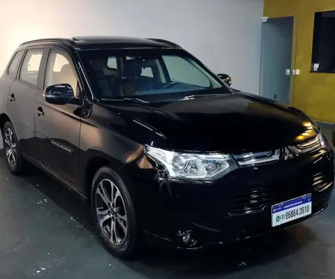 MITSUBISHI OUTLANDER 2.0 16V 160cv Aut.