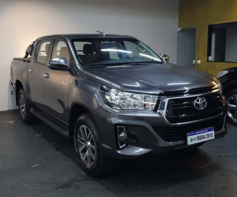TOYOTA HILUX CD SRV 4x4 2.8 TDI Diesel Aut.
