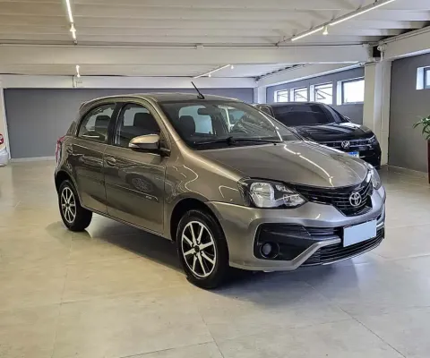 TOYOTA ETIOS X Plus 1.5 Flex 16V 5p Aut.
